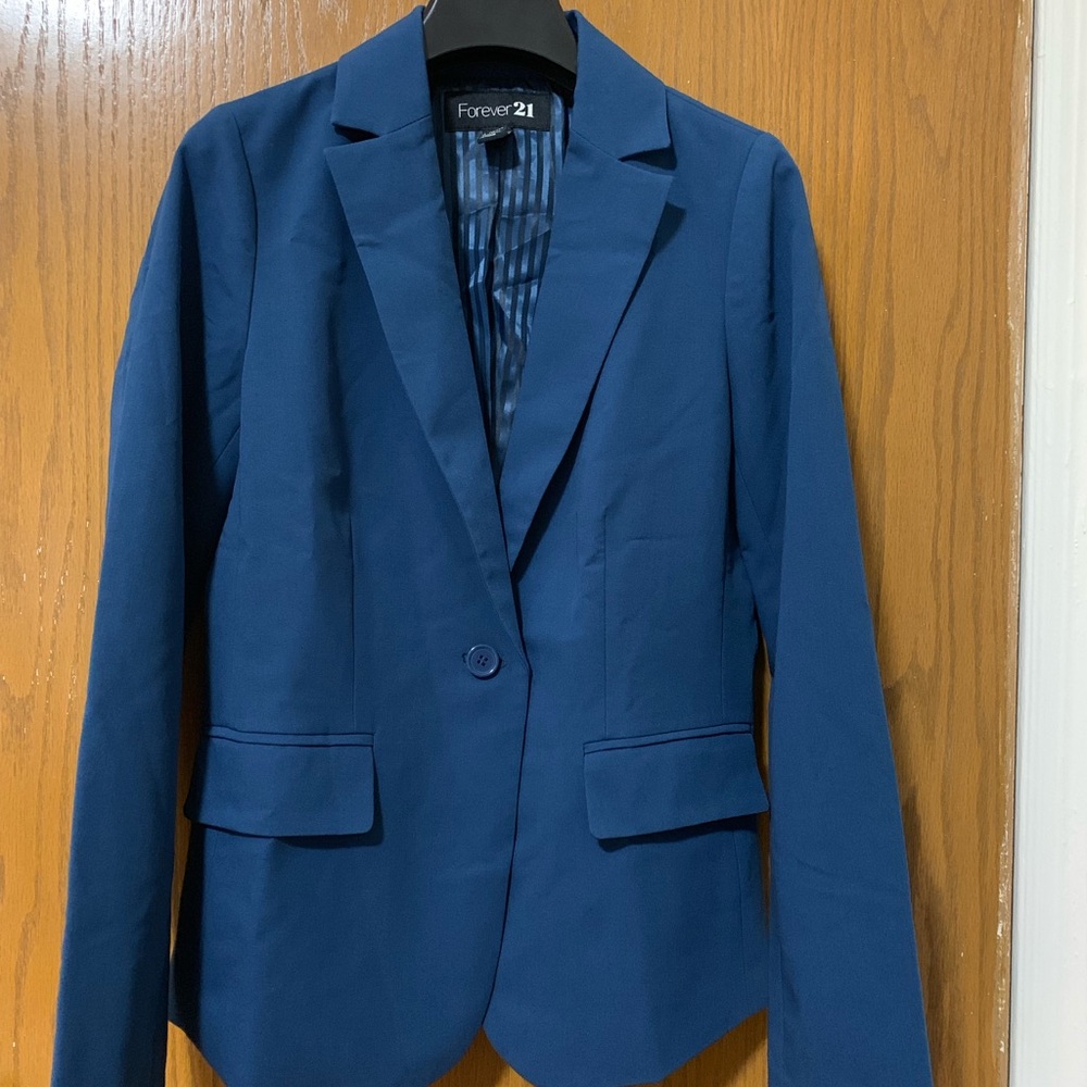 Forever 21 Blazer in Navy Size S